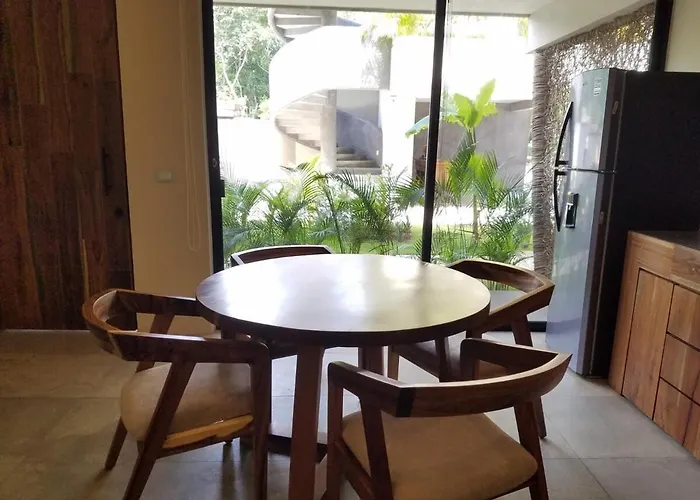 Apartment La Veleta, Pet Friendly Studio,laundry ,wifi 250mb,alberca *