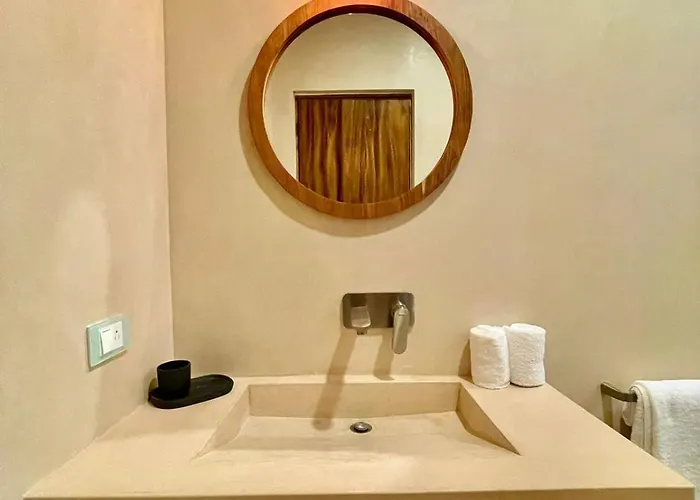 La Veleta, Pet Friendly Studio,laundry ,wifi 250mb,alberca Tulum