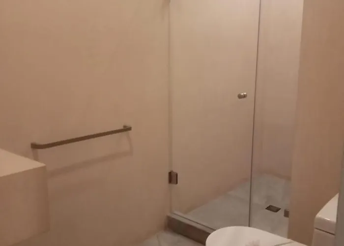 Apartment La Veleta, Pet Friendly Studio,laundry ,wifi 250mb,alberca