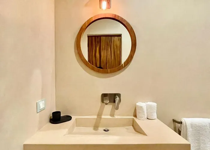 La Veleta, Pet Friendly Studio,laundry ,wifi 250mb,alberca Apartment Tulum